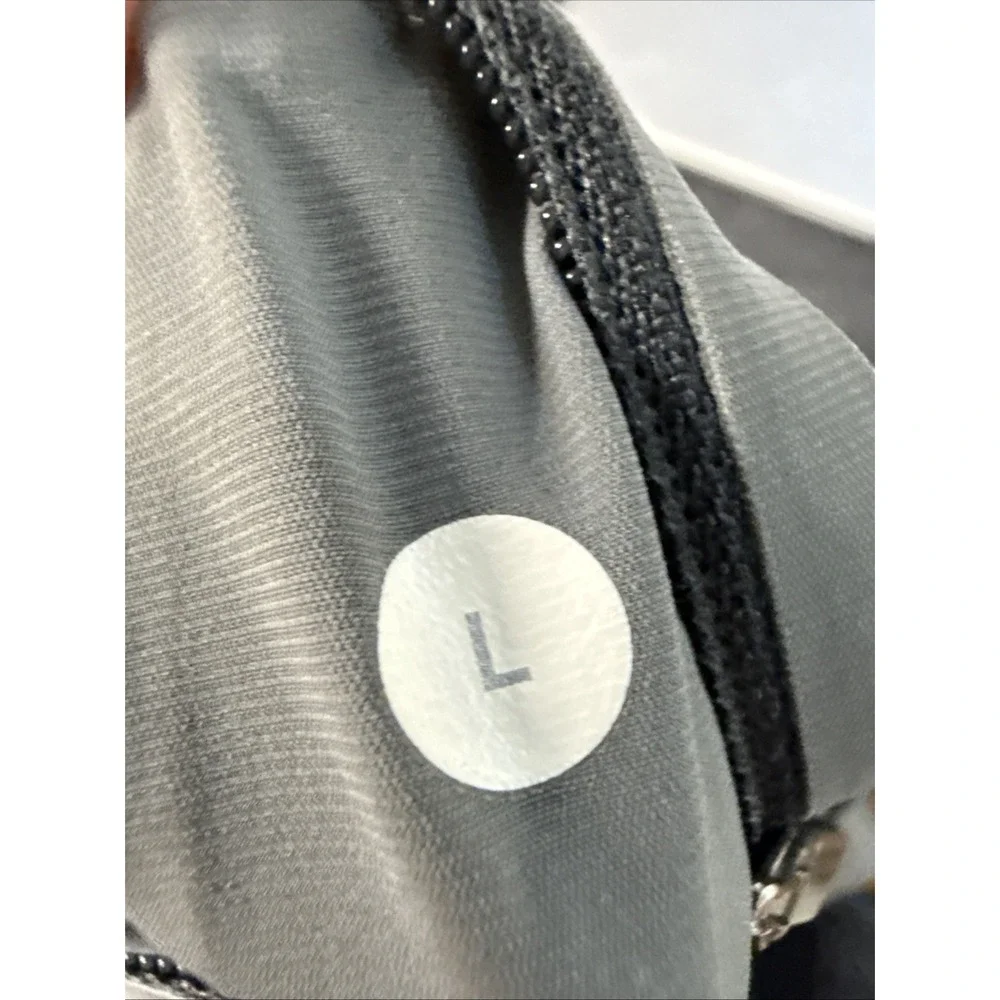 Lululemon Mens Assert Linerless Shorts Gray Stretch Drawstring Outdoor Running L